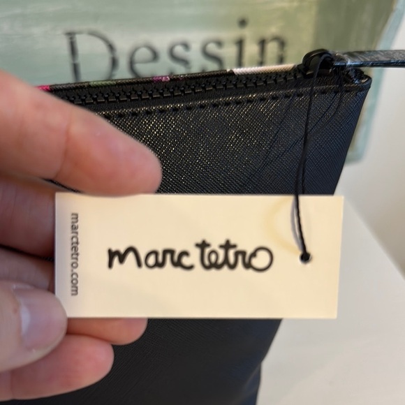 Marc Tetro Dogs Floral Pink Black Zipper Travel Cosmetic Bag NWT - Picture 4 of 6